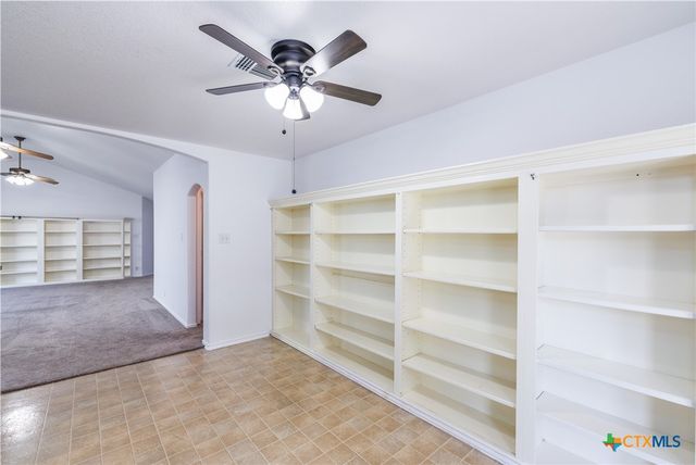 10218 Chuck Wagon Court, Converse, TX 78109