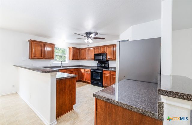 10218 Chuck Wagon Court, Converse, TX 78109