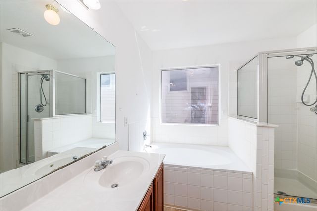 10218 Chuck Wagon Court, Converse, TX 78109
