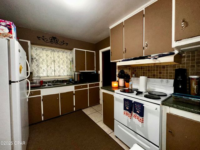 2958 Russ Street, Marianna, FL 32446