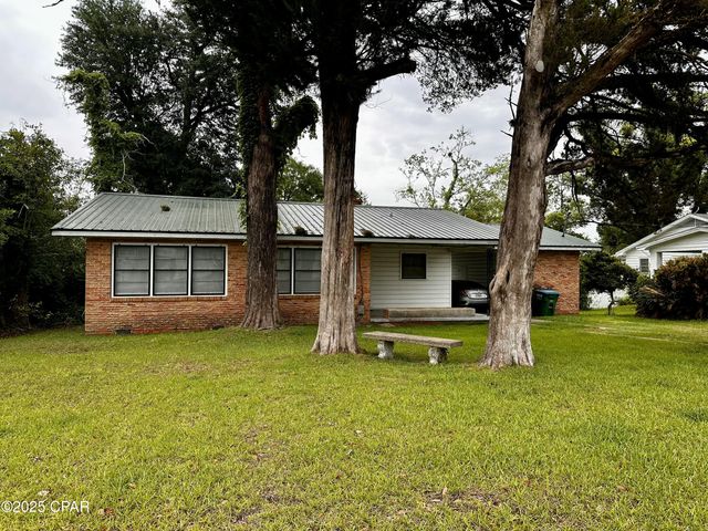 2958 Russ Street, Marianna, FL 32446