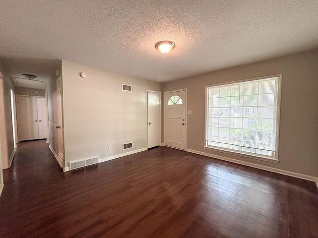 5114 JESSIE LEE LN, Memphis, TN 38118