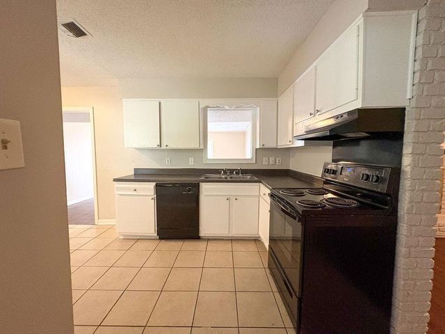 5114 JESSIE LEE LN, Memphis, TN 38118