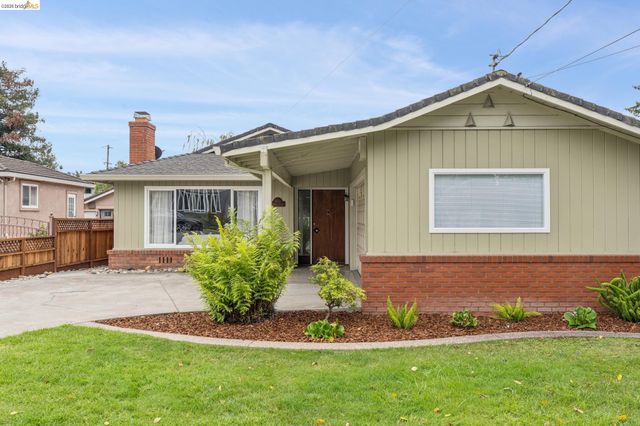 871 Joaquin Ave, San Leandro, CA 94577