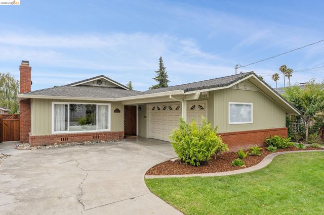 871 Joaquin Ave, San Leandro, CA 94577