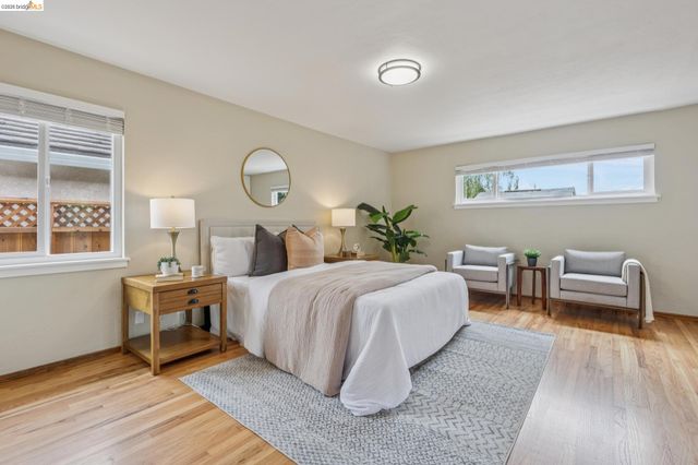 871 Joaquin Ave, San Leandro, CA 94577