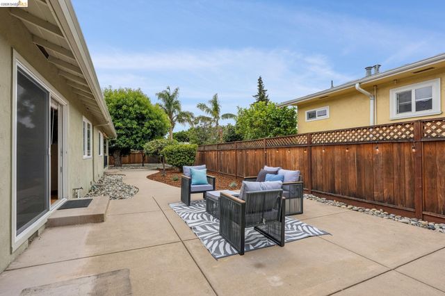 871 Joaquin Ave, San Leandro, CA 94577