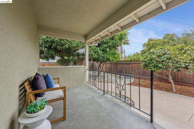 871 Joaquin Ave, San Leandro, CA 94577