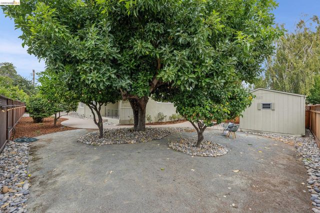 871 Joaquin Ave, San Leandro, CA 94577