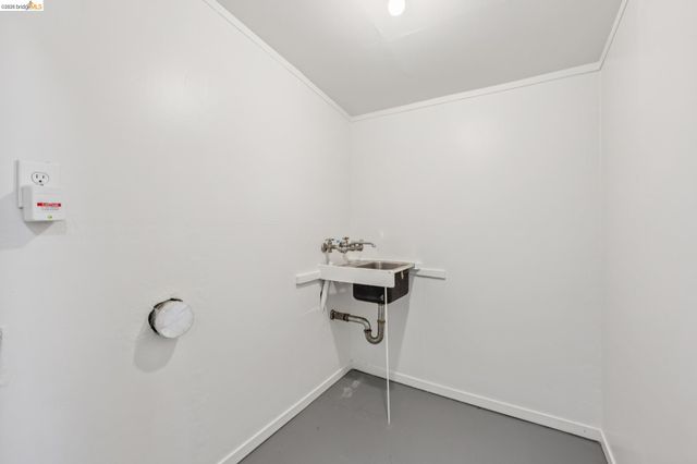 871 Joaquin Ave, San Leandro, CA 94577