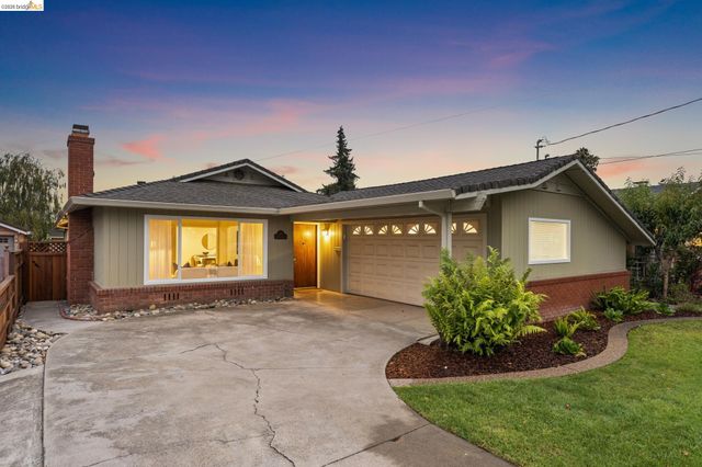 871 Joaquin Ave, San Leandro, CA 94577