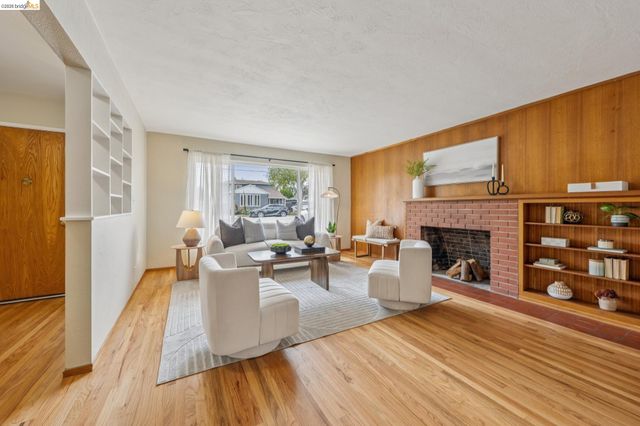 871 Joaquin Ave, San Leandro, CA 94577