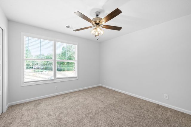 104 Quarry Point Drive, Clarksville, TN 37043