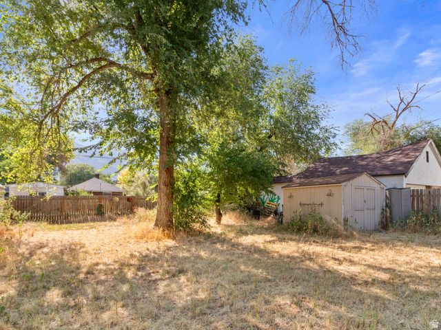 3296 OGDEN AVE, Ogden, UT 84401