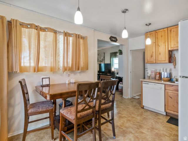 3296 OGDEN AVE, Ogden, UT 84401
