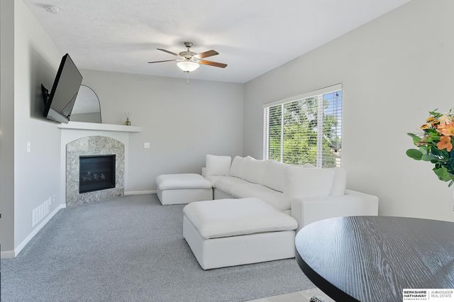 7509 N 142 Street, Omaha, NE 68142