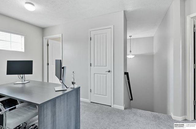 7509 N 142 Street, Omaha, NE 68142