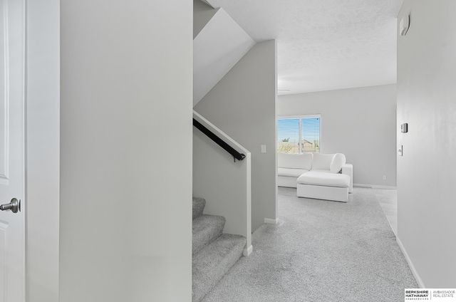 7509 N 142 Street, Omaha, NE 68142