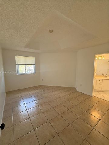 2244 SE 26th Ln 2244, Homestead, FL 33035