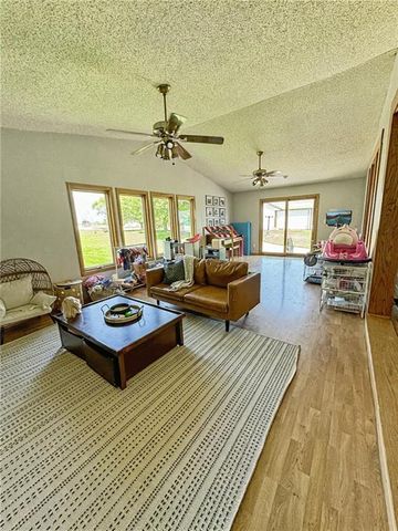 25456 290th Street, Maryville, MO 64468