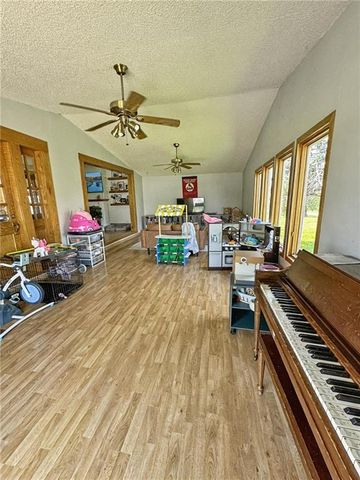 25456 290th Street, Maryville, MO 64468