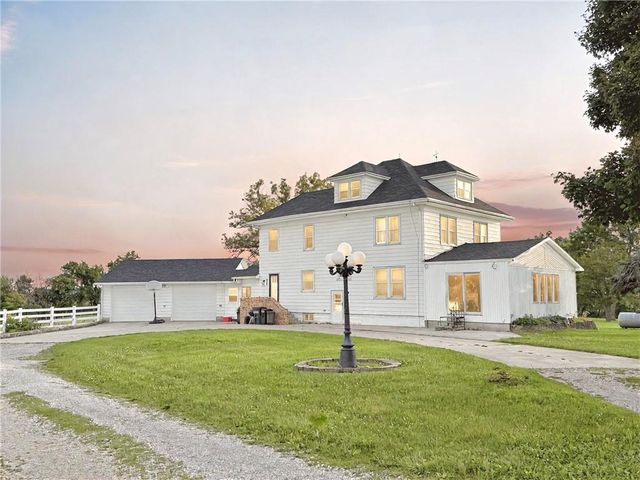 25456 290th Street, Maryville, MO 64468