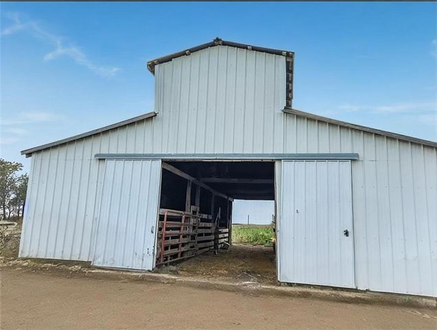 25456 290th Street, Maryville, MO 64468