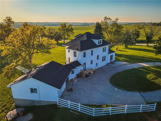 25456 290th Street, Maryville, MO 64468