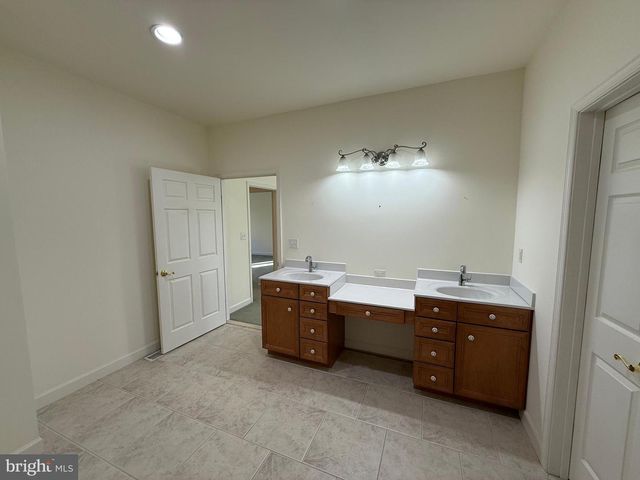 4222 IJAMSVILLE RD, Ijamsville, MD 21754