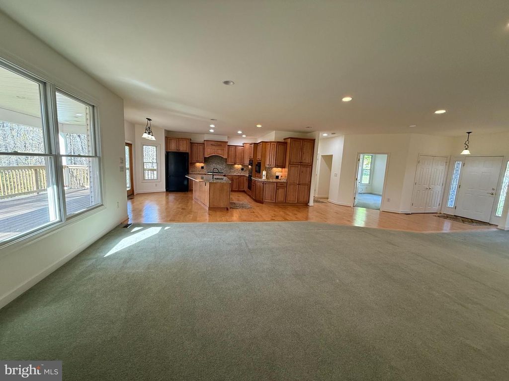 Image 10 of property listing at 4222 IJAMSVILLE RD, Ijamsville, MD 21754