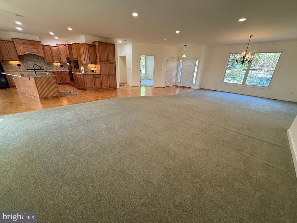 Image 11 of property listing at 4222 IJAMSVILLE RD, Ijamsville, MD 21754