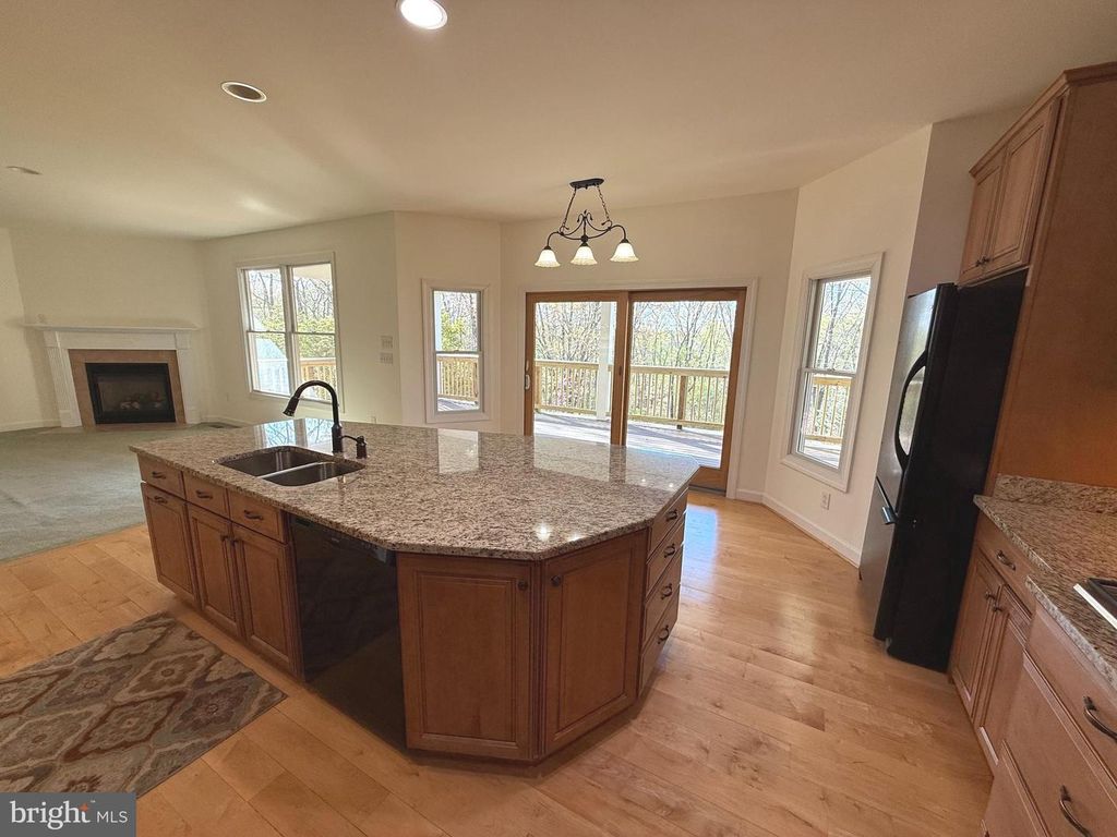 Image 16 of property listing at 4222 IJAMSVILLE RD, Ijamsville, MD 21754