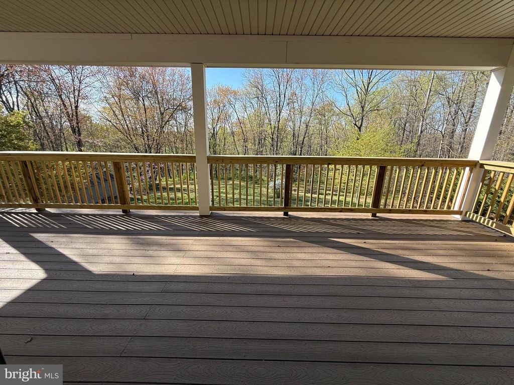 Image 22 of property listing at 4222 IJAMSVILLE RD, Ijamsville, MD 21754