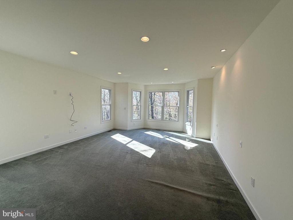 Image 33 of property listing at 4222 IJAMSVILLE RD, Ijamsville, MD 21754