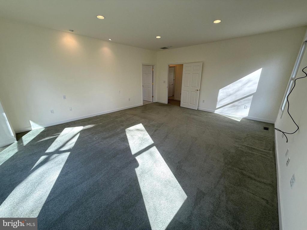 Image 35 of property listing at 4222 IJAMSVILLE RD, Ijamsville, MD 21754