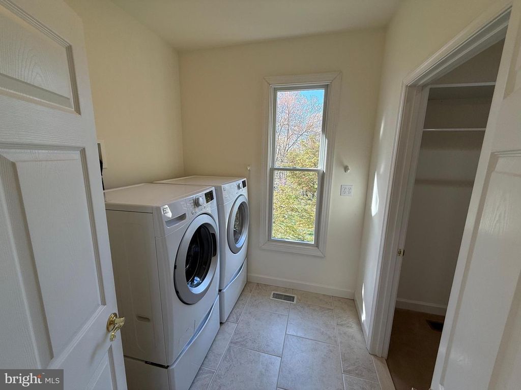 Image 42 of property listing at 4222 IJAMSVILLE RD, Ijamsville, MD 21754