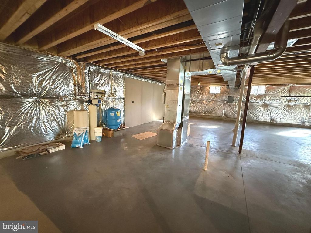 Image 62 of property listing at 4222 IJAMSVILLE RD, Ijamsville, MD 21754