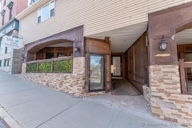 6-14 Pomfret Street, Putnam, CT 06260