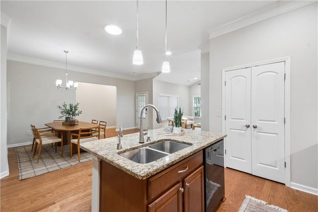 2305 Grove Valley Way, Marietta, GA 30064