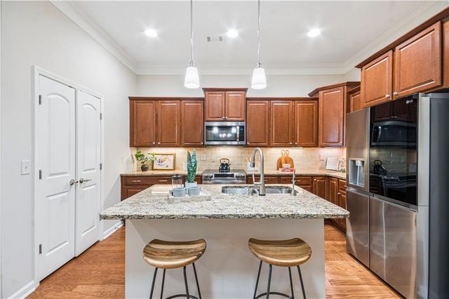 2305 Grove Valley Way, Marietta, GA 30064