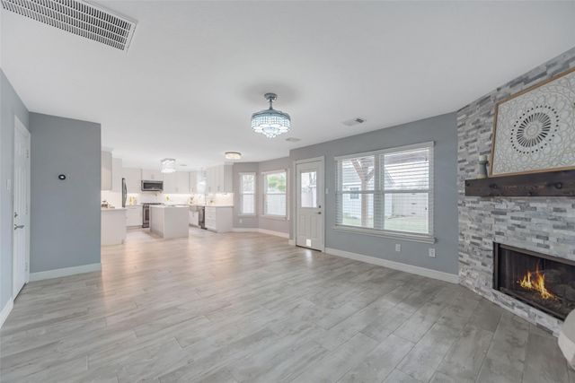 16918 Lighthouse View Drive, Friendswood, TX 77546