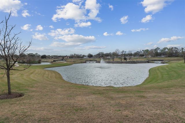 16918 Lighthouse View Drive, Friendswood, TX 77546