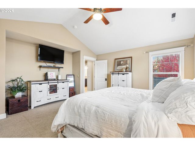 22248 Sw SMITH Ave, Sherwood, OR 97140