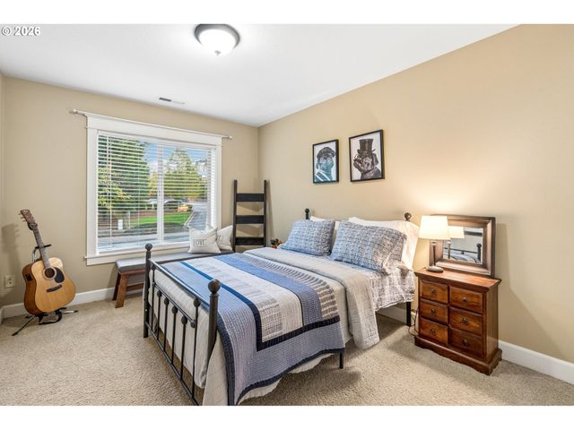 22248 Sw SMITH Ave, Sherwood, OR 97140