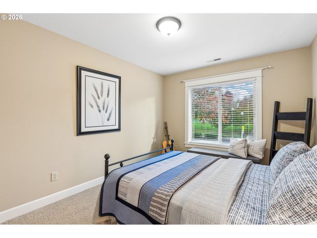 22248 Sw SMITH Ave, Sherwood, OR 97140