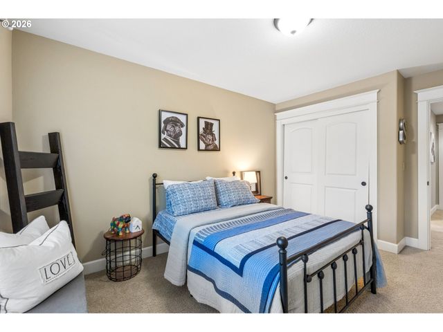22248 Sw SMITH Ave, Sherwood, OR 97140