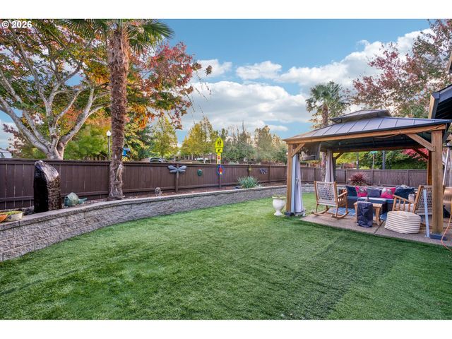 22248 Sw SMITH Ave, Sherwood, OR 97140