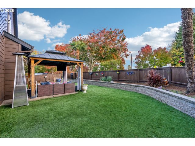 22248 Sw SMITH Ave, Sherwood, OR 97140