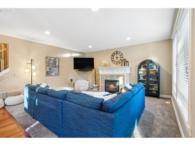 22248 Sw SMITH Ave, Sherwood, OR 97140