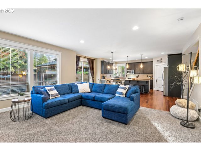 22248 Sw SMITH Ave, Sherwood, OR 97140